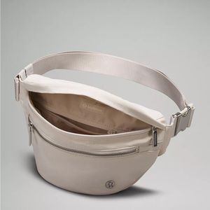 Lululemon City Adventurer Belt Bag 2.5L- White Opal